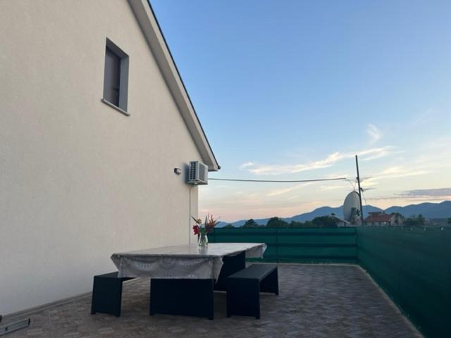 Deluxe Apartman Mimi Viskovo With A Free Parking Space Exterior photo